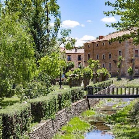 Apartamentos El Mirador Villarroya de los Pinares Екстер'єр фото
