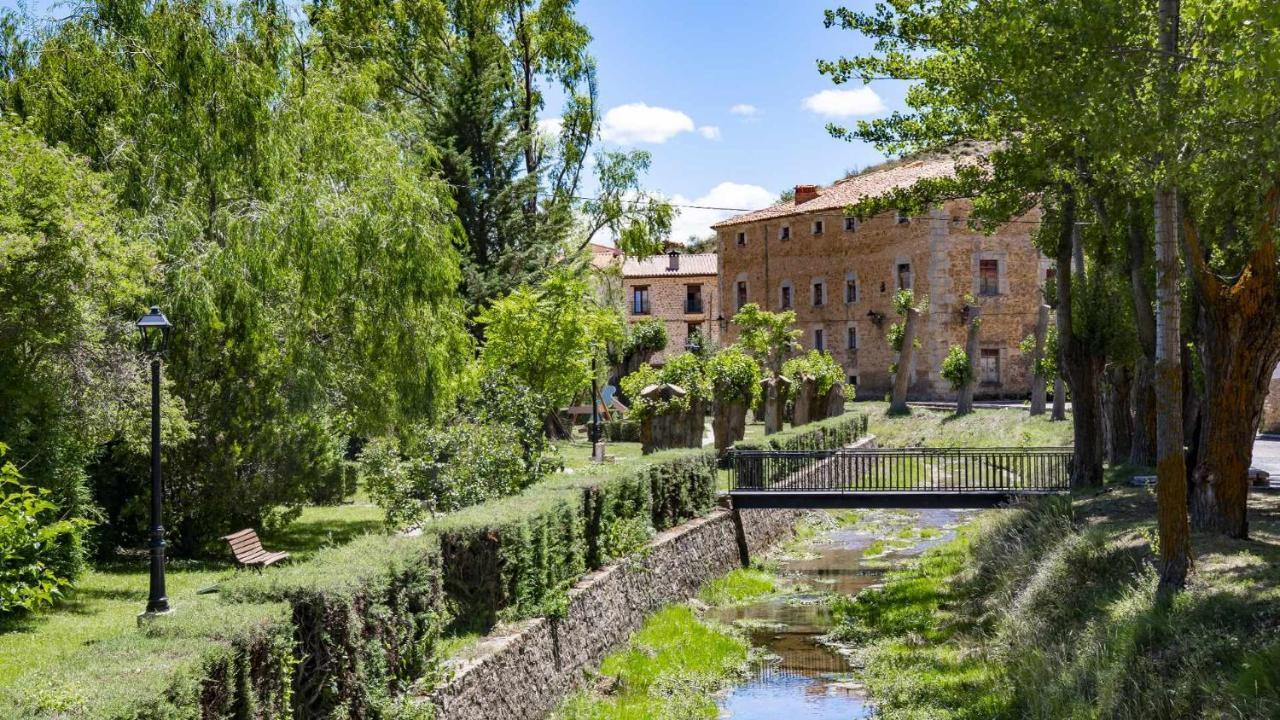 Apartamentos El Mirador Villarroya de los Pinares Екстер'єр фото